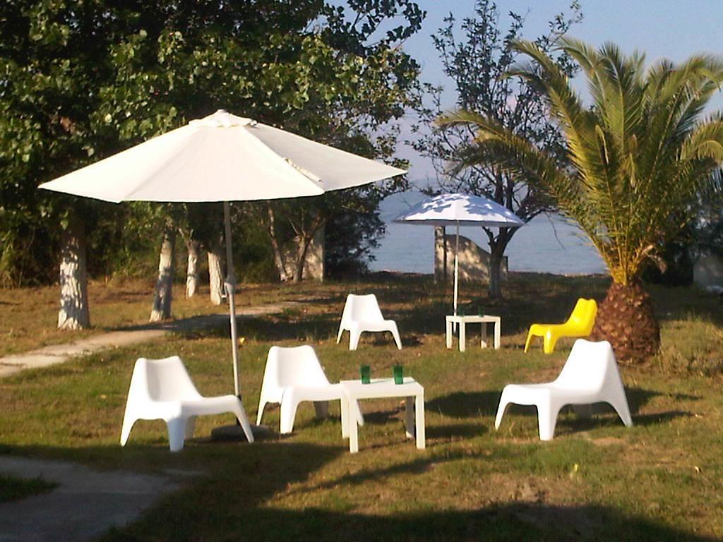 קאבוס Virginia'S Beachfront Apartments חדר תמונה