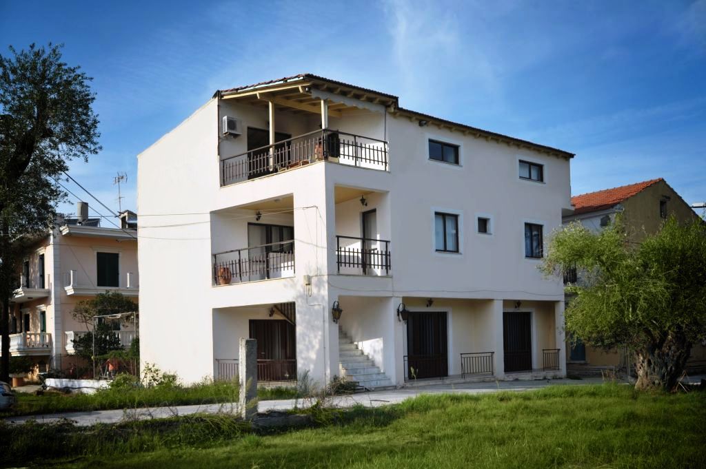 קאבוס Virginia'S Beachfront Apartments מראה חיצוני תמונה
